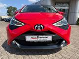 Toyota Aygo AYGO x-play connect - Toyota: Aygo Connect