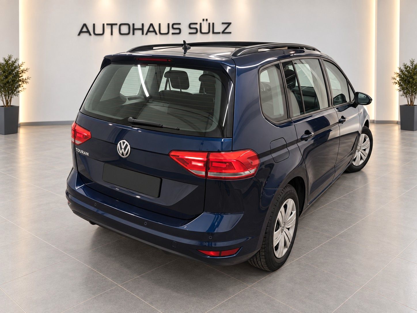 Volkswagen Touran 1.6 TDI Trendline/DSG/Panorama/Navi/ACC imagem 3