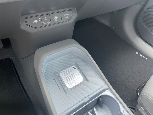 Fahrzeugabbildung Kia EV3 Earth LED 360° Kamera totWinkASS Tempomat