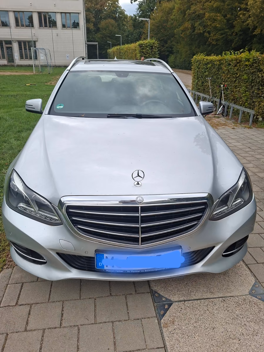 Mercedes-Benz E 220 d T-Model 9G Tronic