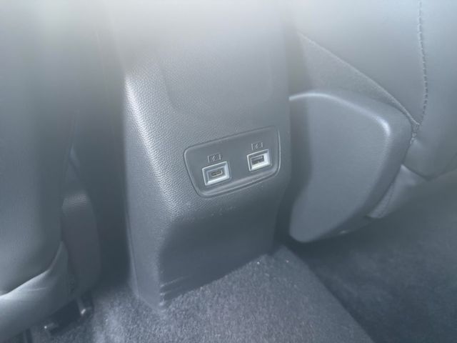 Foto Nummer 12: PEUGEOT 2008