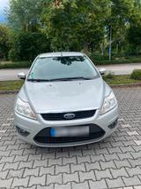 Ford Focus 1.6 | TÜV neu (05/2028) - Ford Focus aus 2008: Kombi
