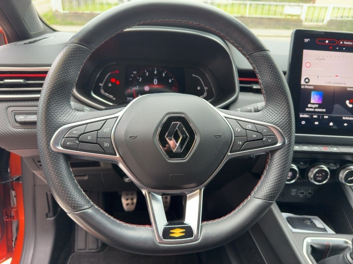 Fahrzeugabbildung Renault Clio INTENS TCe 100 Kamera Navi EPH