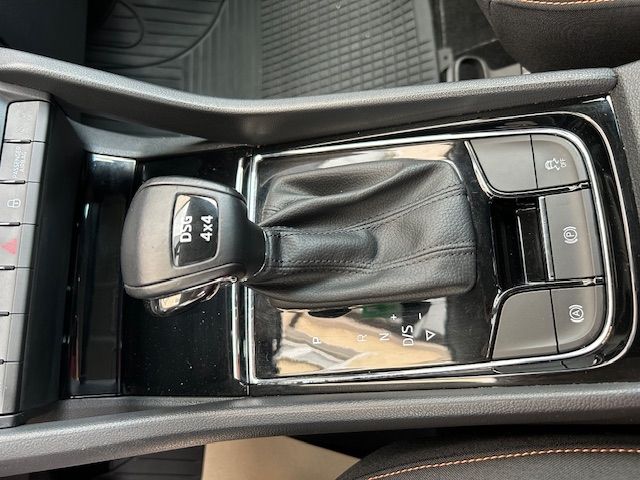Karoq Clever 2.0 TDI DSG 4x4 NAV;SHZ;LED;KESSY
