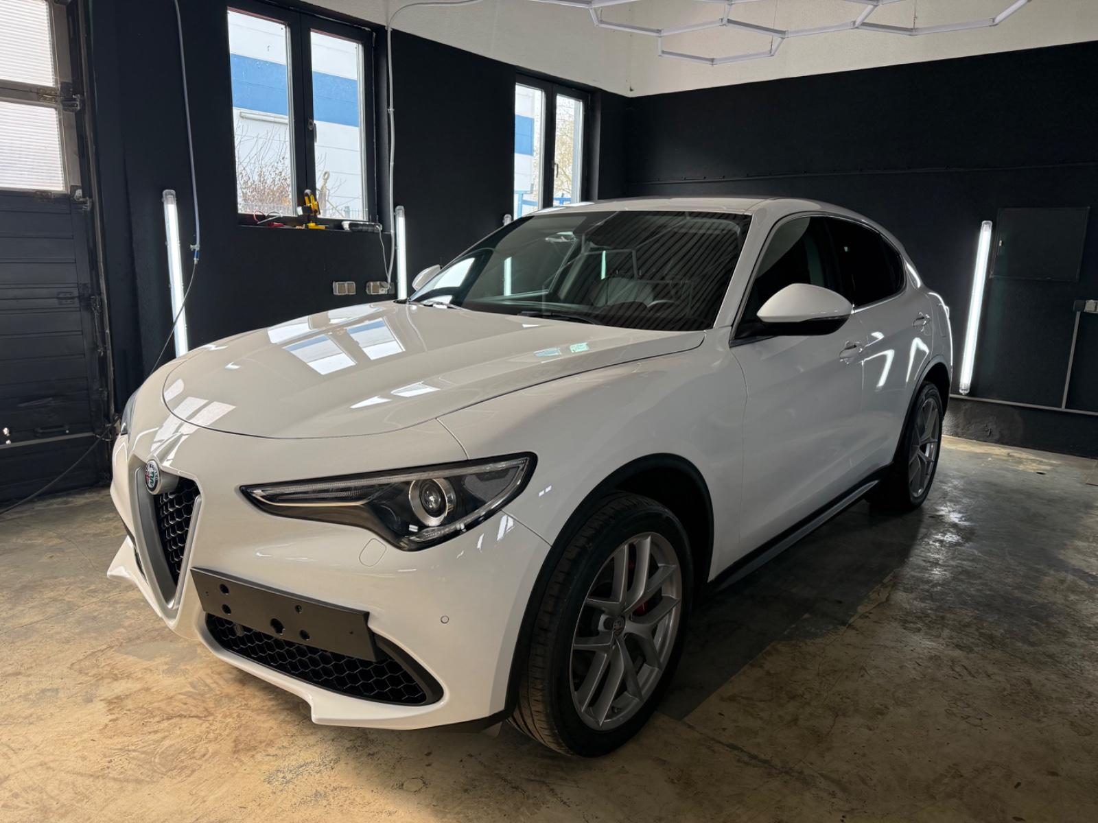 Alfa Romeo Stelvio First Edition Q4