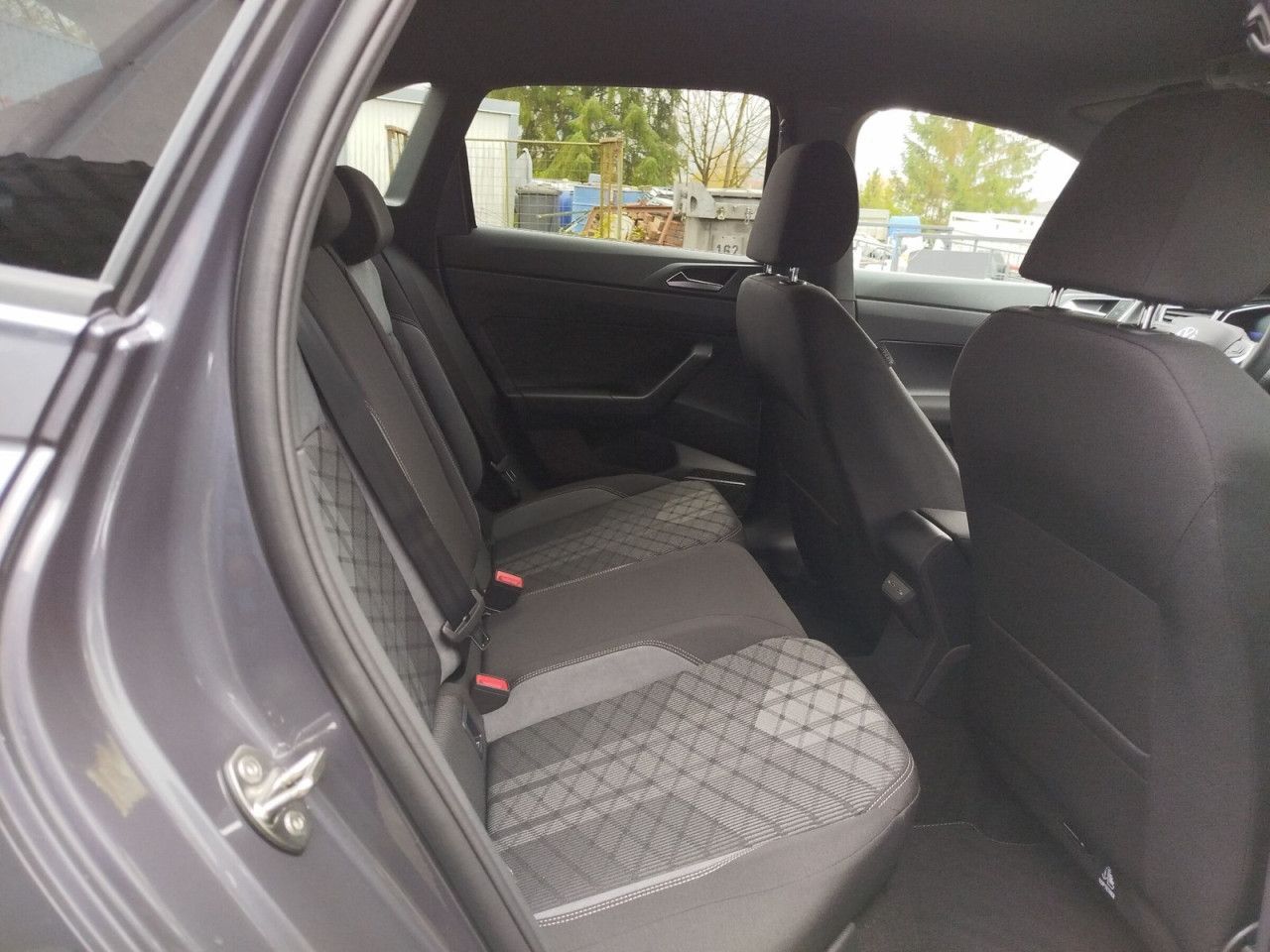 Fahrzeugabbildung Volkswagen Taigo R-Line 1.5 l TSI OPF 110 kW (150 PS)