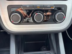 Fahrzeugabbildung Volkswagen Scirocco 1.4 TSI PDC NAVI LIGHT-ASSIST