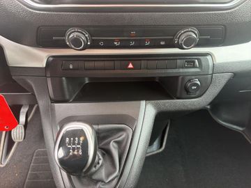 Opel VIVARO DOKA