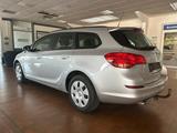 Opel Astra J Sports Tourer Selection - Opel Astra: Sports Tourer Selection