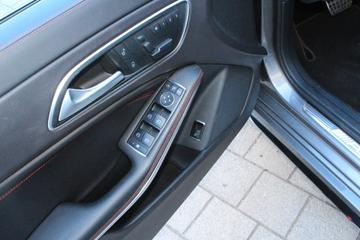 صورة مصغرة 12 لـ 2015 Mercedes-BENZ CLA AMG