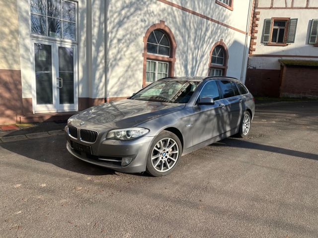 BMW 535i Touring F11 / HeadUp / Pano / Distro / Navi