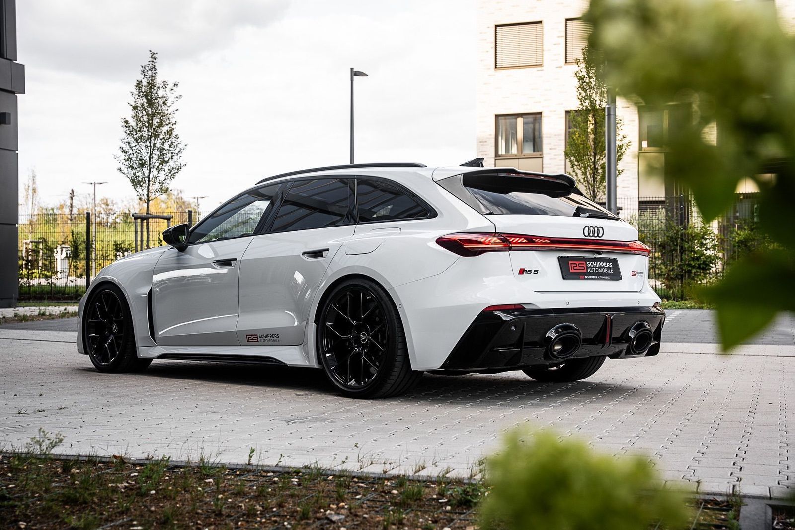 Fahrzeugabbildung Audi RS5 Avant KERAMIK|SPORTPAKET|HGP 818 PS