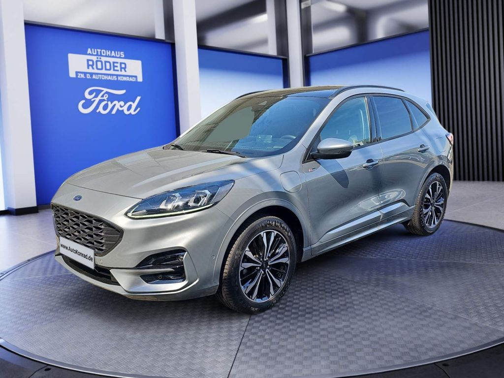 Ford Kuga — hlavná fotografia