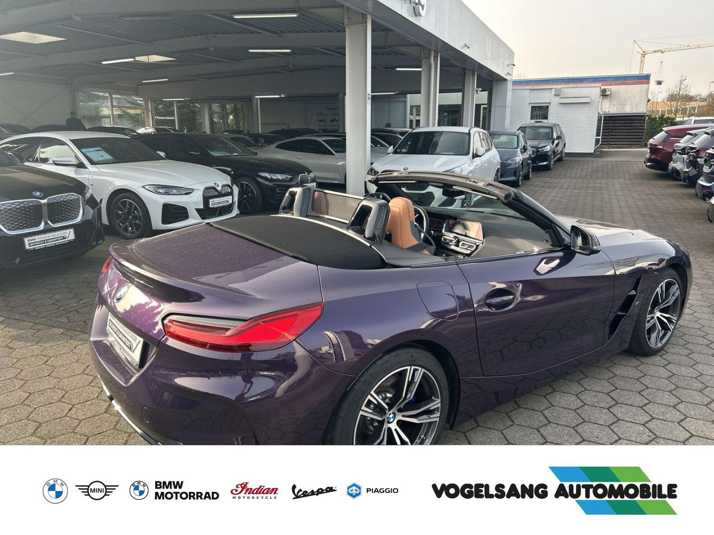 Fahrzeugabbildung BMW Z4 M40i Head-Up Kamera adaptives Fahrwerk Navi g