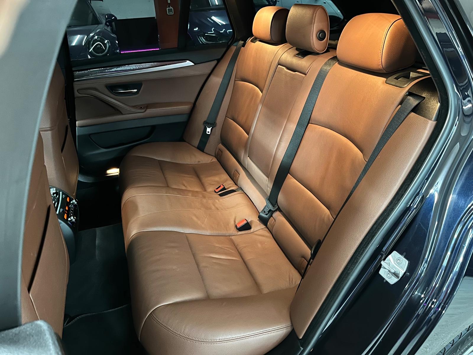 BMW 530d Touring xDrive M-Paket Panorama|Kamera|HUD
