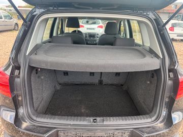 Volkswagen Tiguan - 8