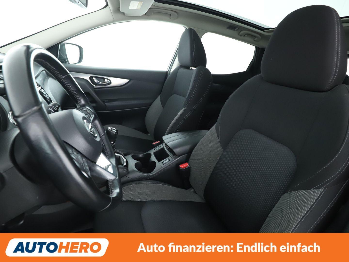 Nissan Qashqai 1.3 DIG-T N-Connecta *NAVI*TEMPO*CAM*PDC