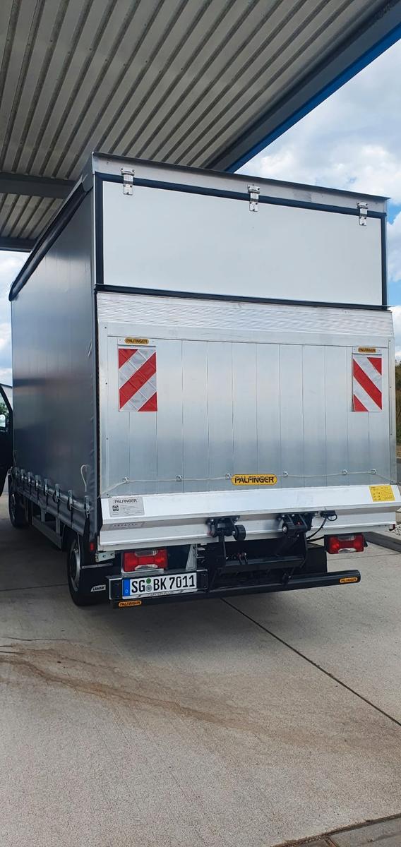 Iveco Daily 35S18 Schiebeplane LKW Schlafkabine & StHz
