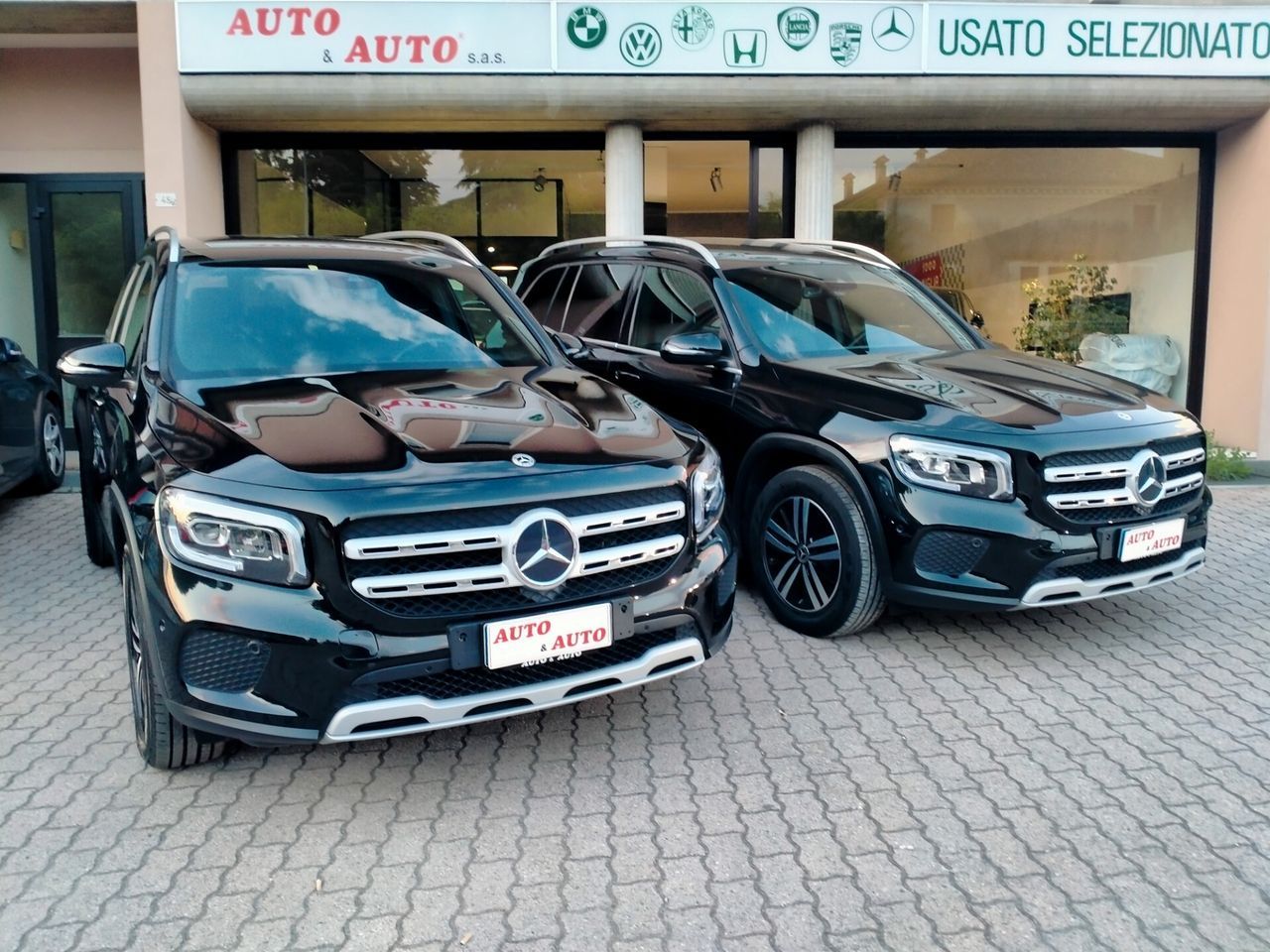 MERCEDES-BENZ Mercedes-Benz GLB 180 D LED / TETTO APRIBILE /LU