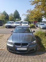 BMW 318i  Facelift - gepflegt mit 145.600 km - BMW 3er Reihe aus 2009: Facelift