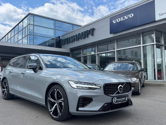 Volvo V60 T6*Ultra Dark*NP 76350* Recharge*360°*MJ25