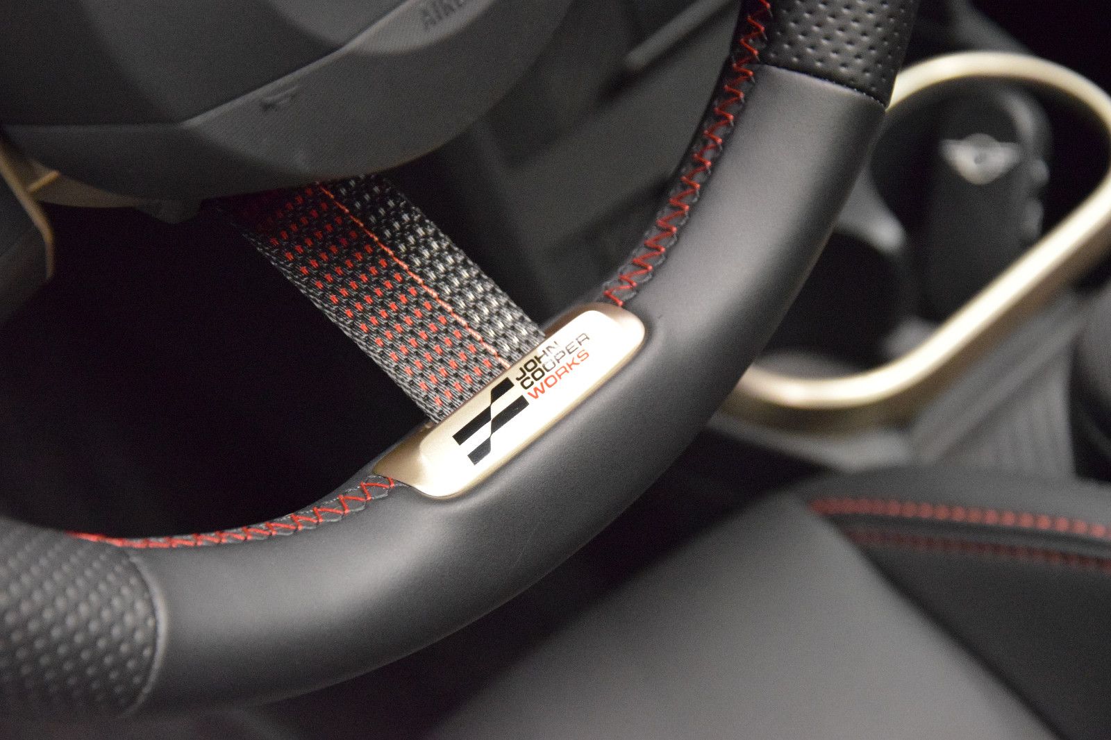 Fahrzeugabbildung MINI Cooper C John 5-Trg. Cooper Works Trim HuD Pano