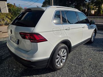 Volkswagen Tiguan - 5