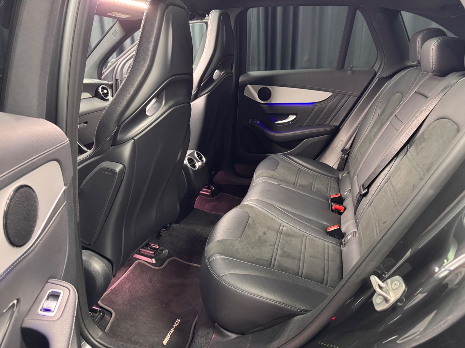 Fahrzeugabbildung Mercedes-Benz GLC 63 AMG 4Matic|PP-SITZE|PANO|AHK|360 KAMERA|