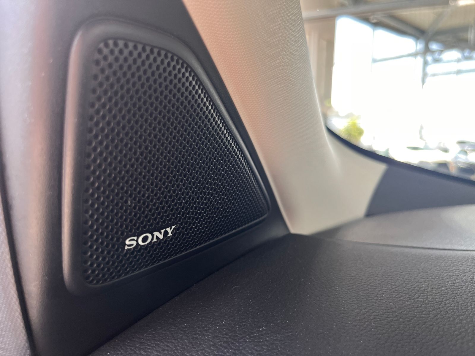 Fahrzeugabbildung Ford Kuga Titanium 4x4 AHK CARPLAY NAV DAB SHZ