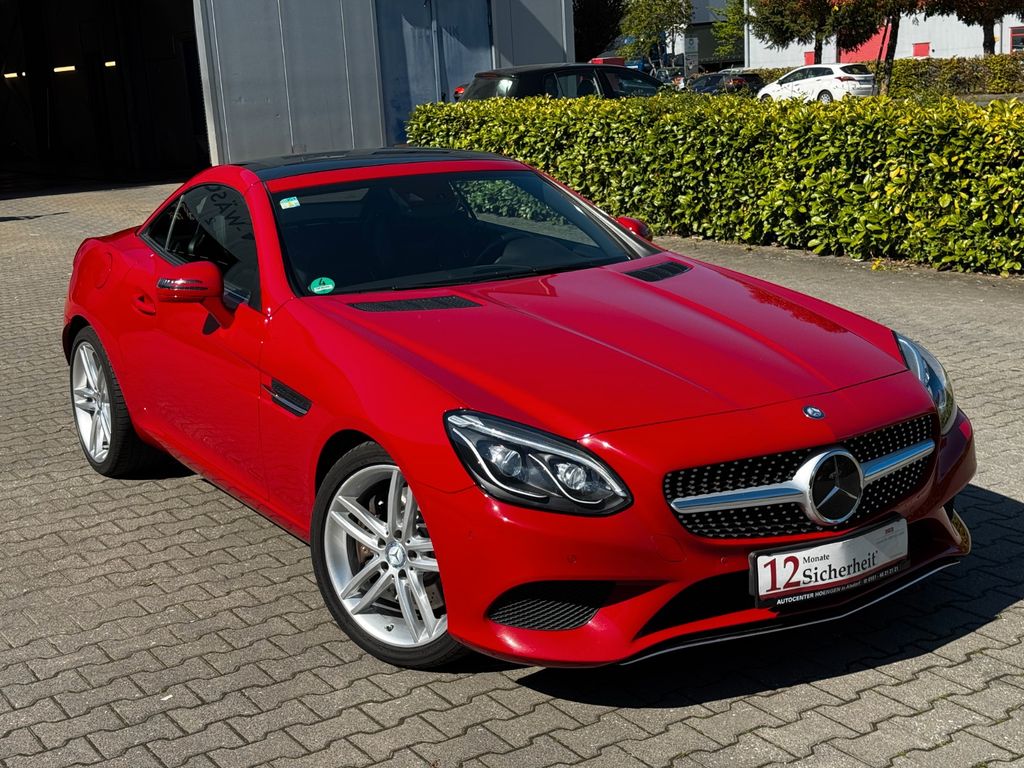 Image of Mercedes-Benz SLC 300