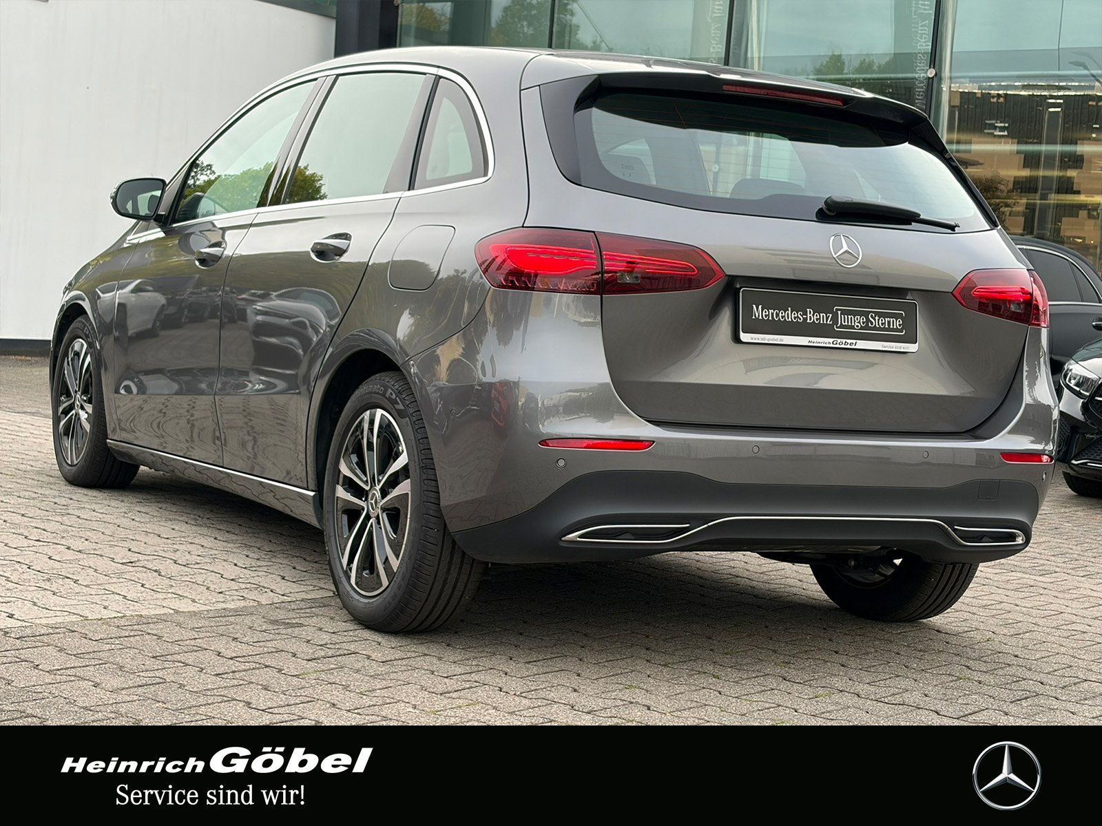 Fahrzeugabbildung Mercedes-Benz B 200 PROGRESSIVE*APPLE-CARPLAY*WINTER-PAKET*KAM
