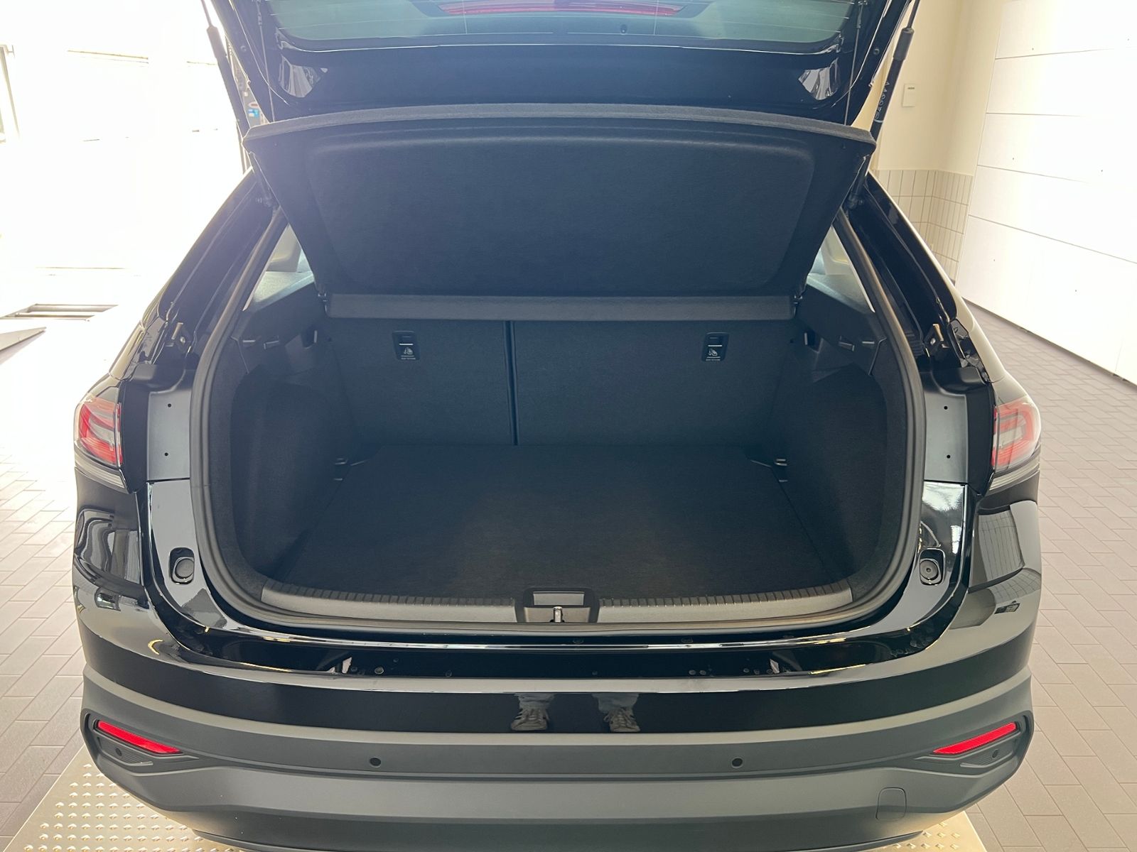 Fahrzeugabbildung Volkswagen Taigo Life 1,0 l TSI *LED, Climatronic, Sitzhzg.