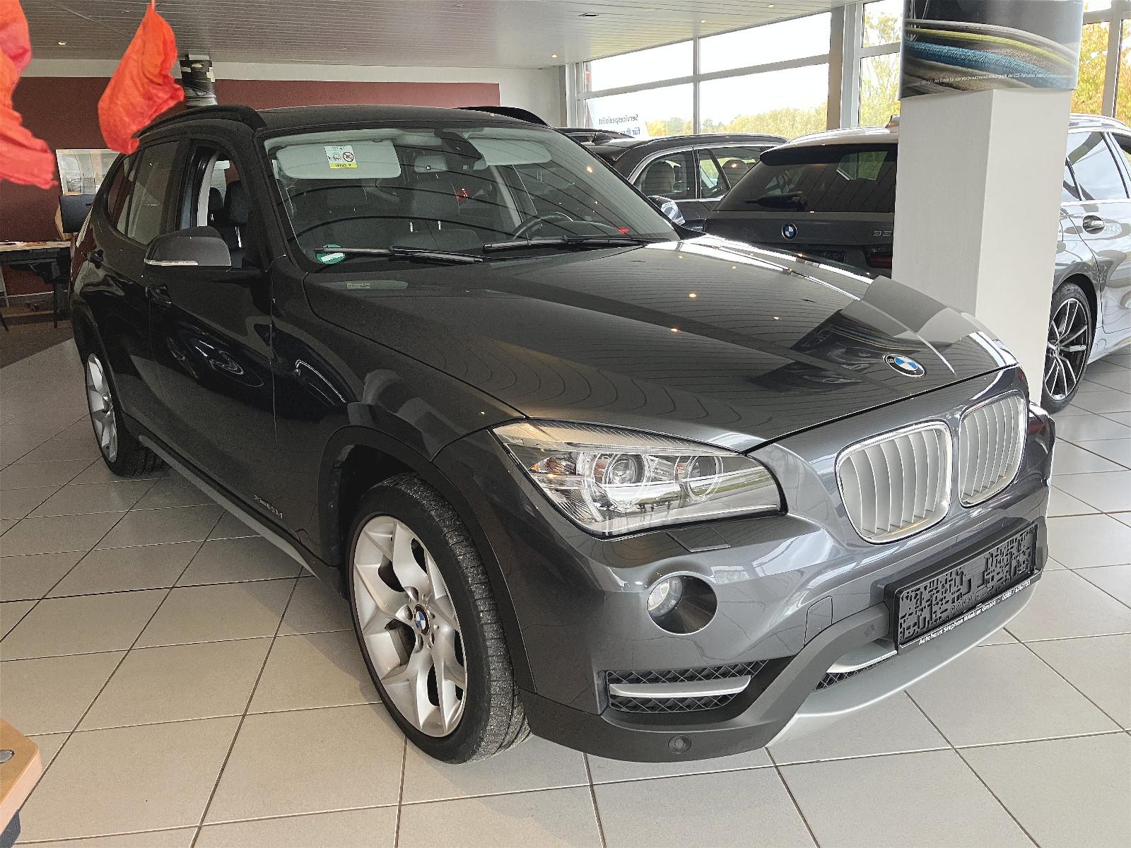 BMW X1 20xdA/X-Line/Navi/Xenon/AHK/Pano/Serviceheft