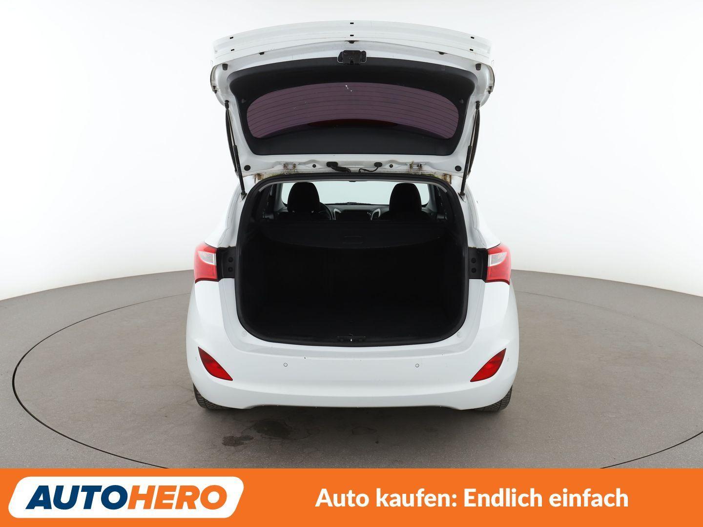 Hyundai i30 1.4 Trend blue *TEMPO*PDC*SHZ*