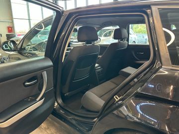 MYAUTOCENTER – Gebraucht- und Jahreswagen mit Werkstattservice in Pfaffenhofen BMW 320 *SERVICENEU*TEMPO*NAVI*KLIMAAUTO*AHK*