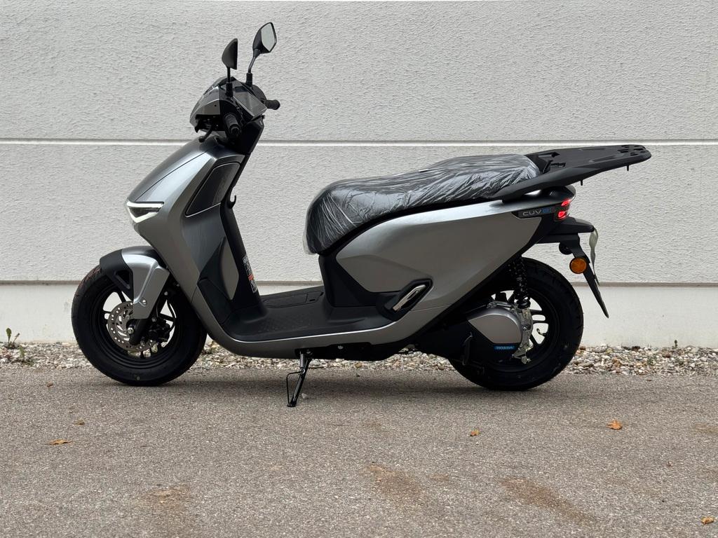 Honda CUVe EVP4s CUVe (E-Roller, A1 Führerschein)
