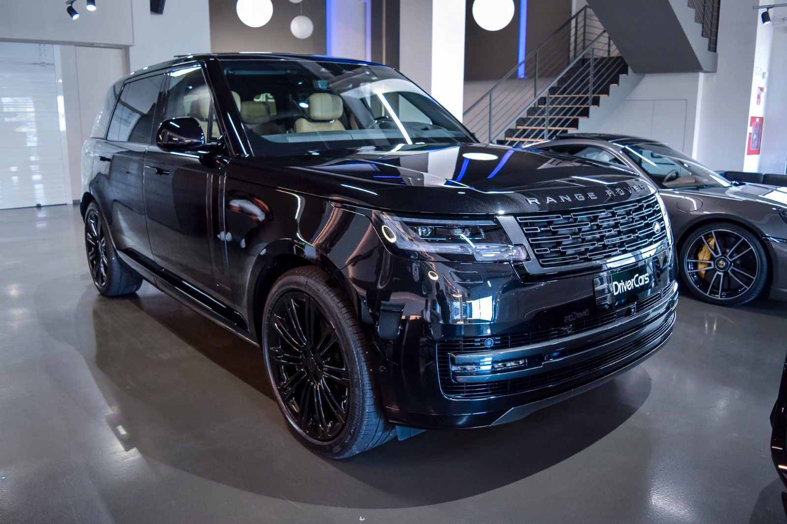 Land Rover RANGE ROVER P530 AUTOBIOGRAPHY LWB 7P