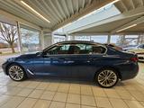 BMW 530 d Limousine Luxury Line,MEMORY,1 HAND - BMW: Blau, Head-Up Display