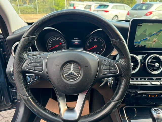 MERCEDES-BENZ C 220