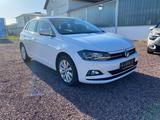 Volkswagen Polo VI Comfortline 2 Zonen Klima/SH - Volkswagen Polo: Sitzheizung, mit Klimaautomatik, Zonen