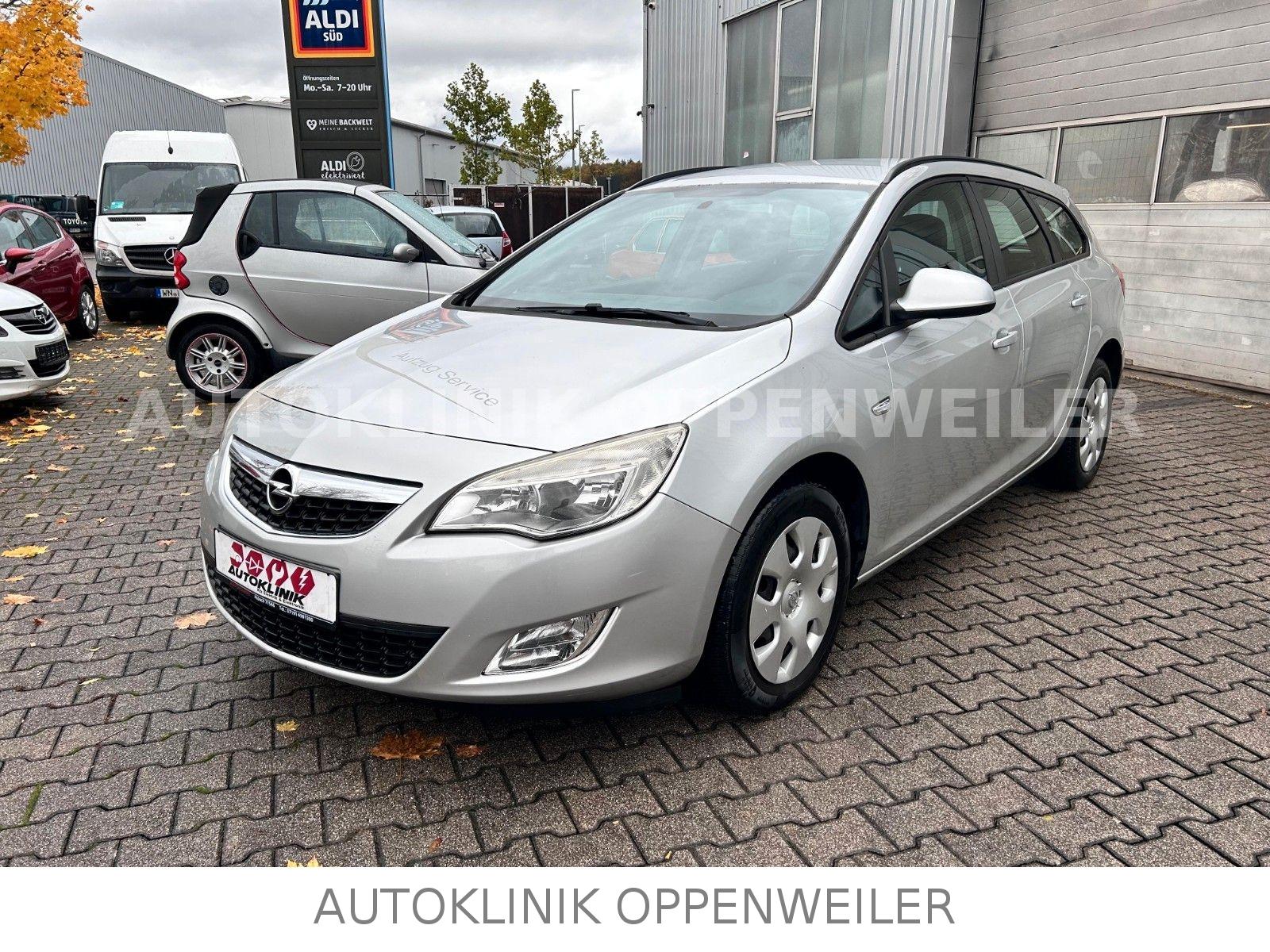 Opel Astra J Sports Tourer Selection AHK* TÜV NEU