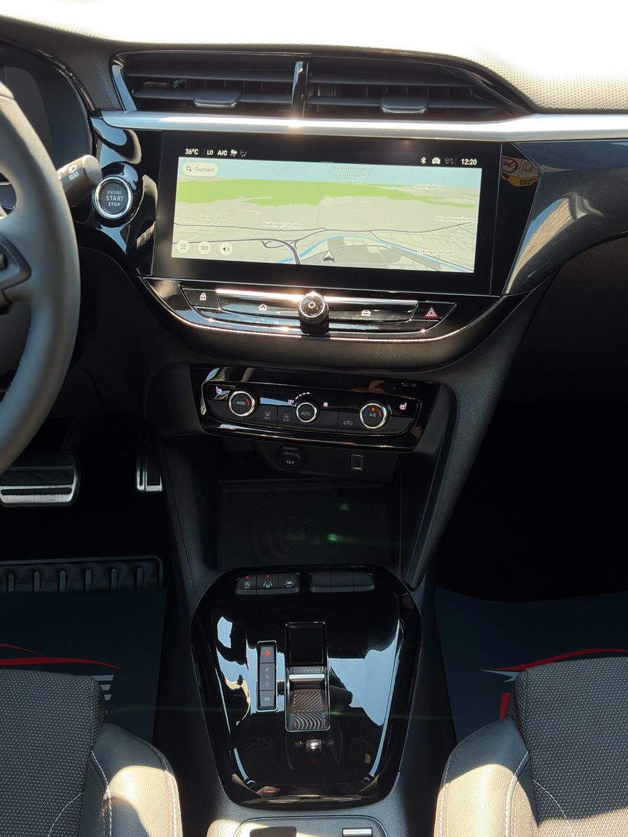 Fahrzeugabbildung Opel Corsa F GS 1.2 Turbo LED CAM PDC LHZ SHZ CarPlay