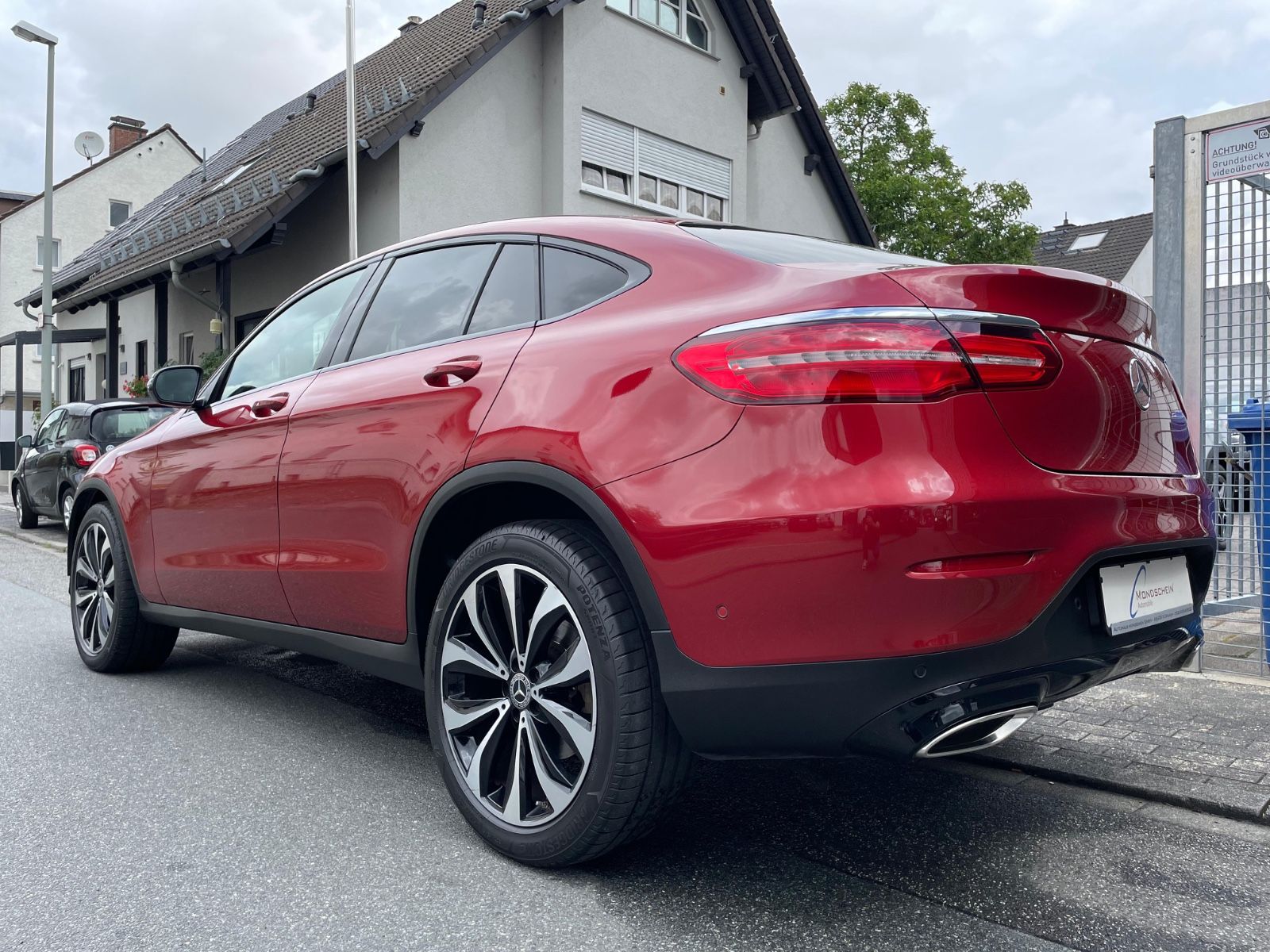Fahrzeugabbildung Mercedes-Benz GLC 300 Coupe 4-Matic |Leder|Navi|Kamera|20"|AHK