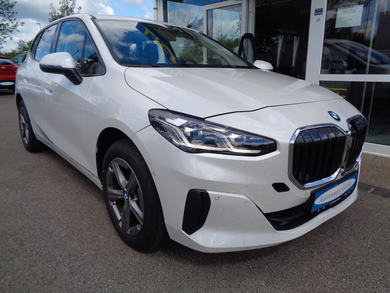 BMW Beschädigter 220iA Active Tour AHK ACC PARKING