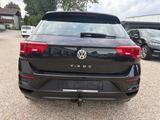 Volkswagen T-Roc*NAVI*PDC*MFL*TEMPOMAT*SZHG*ALU*KLIMAAUTOMA - gebrauchte VW T-Roc aus dem Jahr 2017