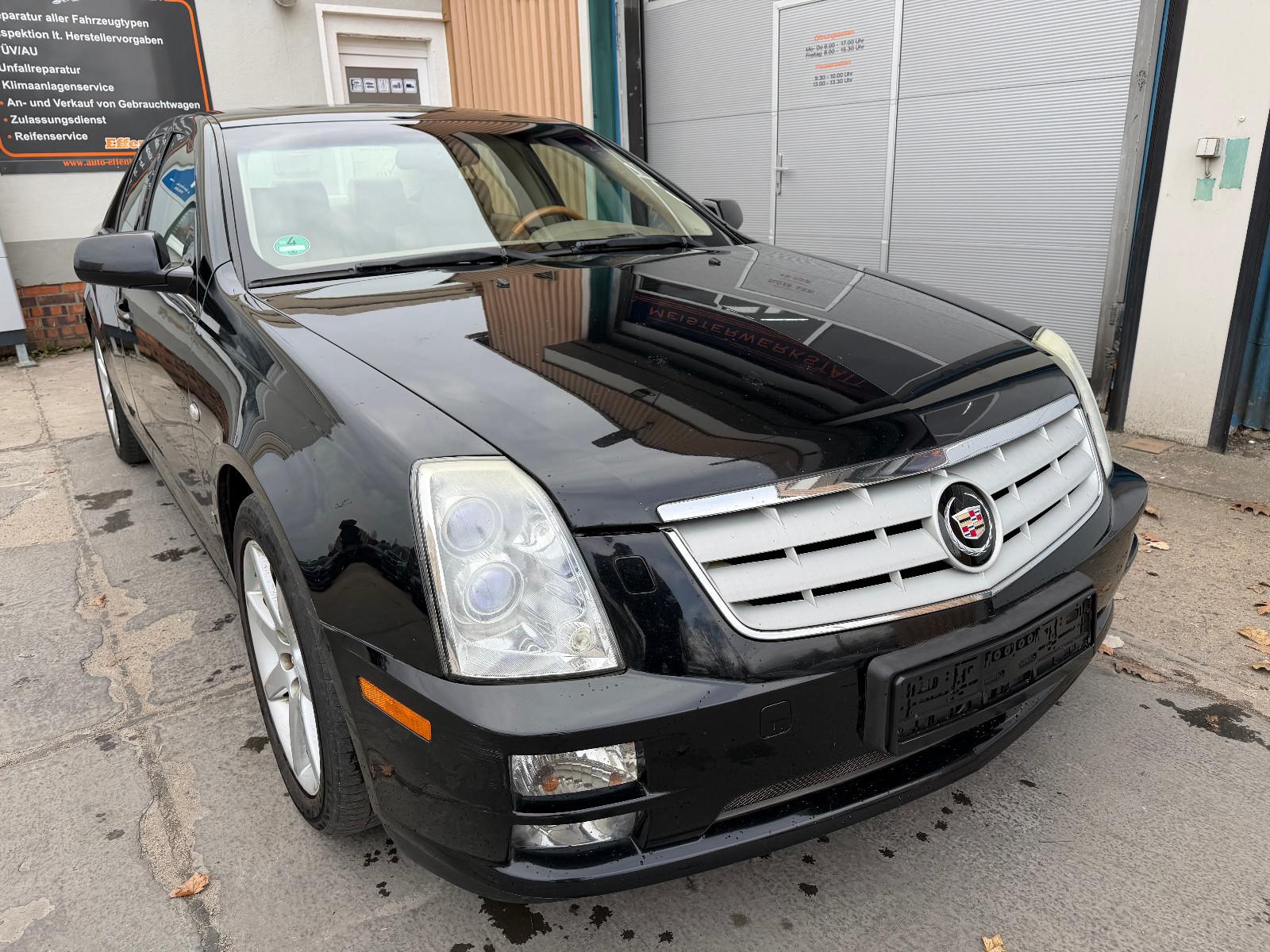 Cadillac STS,Vollleder,HUD,Bi-Xenon,Sitzbelüftung