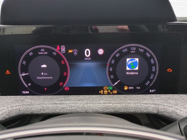 Fahrzeugabbildung SKODA Superb Combi 2.0 TDI Selection 4x4 DSG AHK NAVI