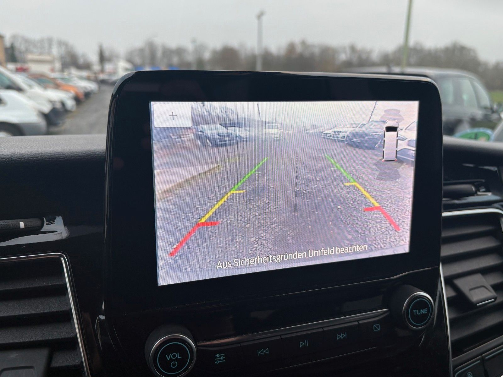 Fahrzeugabbildung Ford Tourneo Custom Aut. 320 L2 Tourneo Titanium Lede