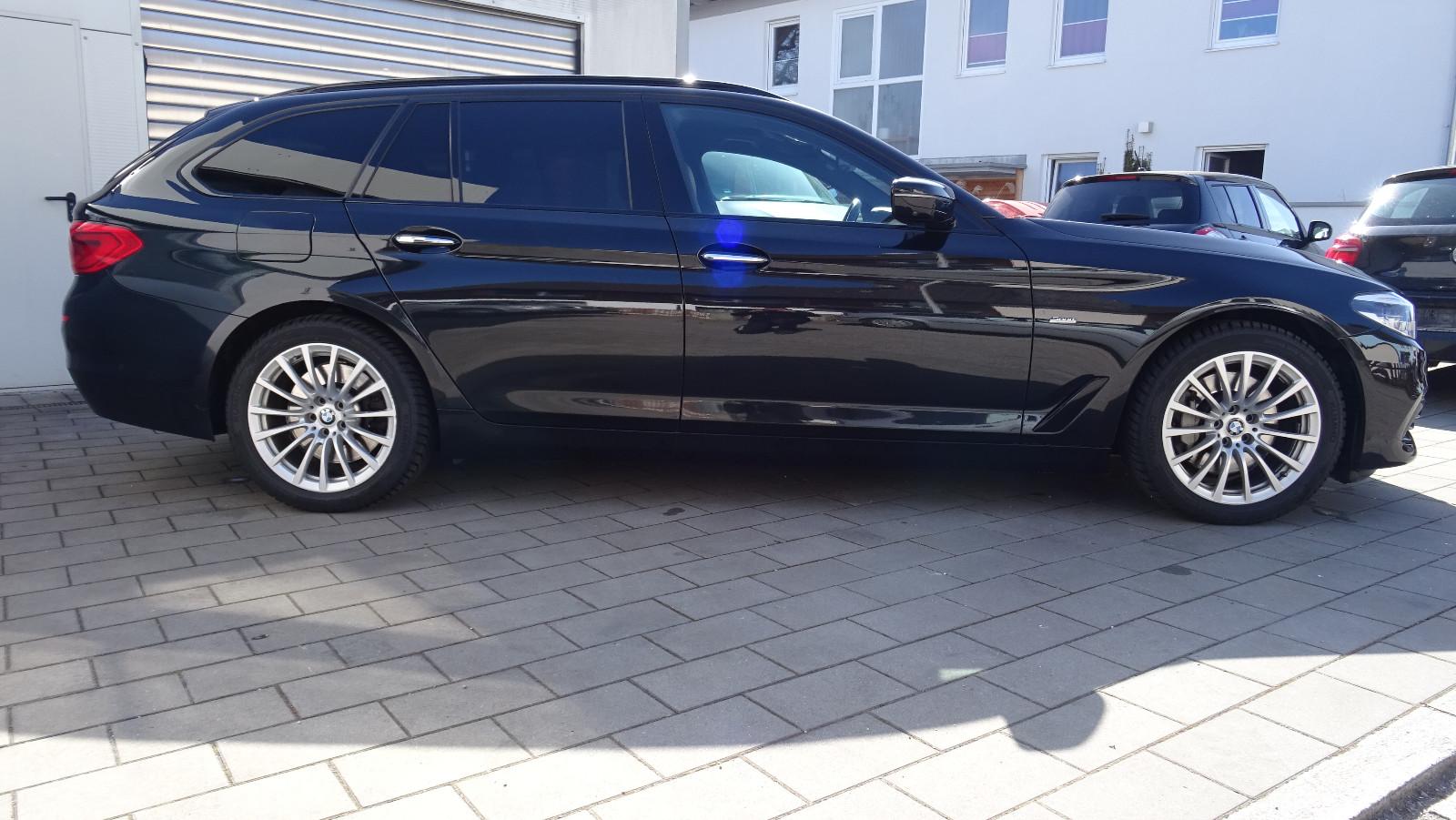 BMW 530d touring xDrive Sport Line,Led,Standh,AHK,Pa