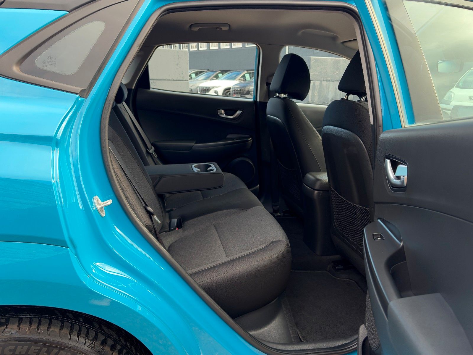 Fahrzeugabbildung Hyundai Kona Select Elektro CarPlay ACC LHZ SHZ DAB+